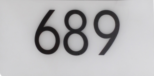 Megatron huisnummerplaat met zelfklevende nummers voor MT NUMERO