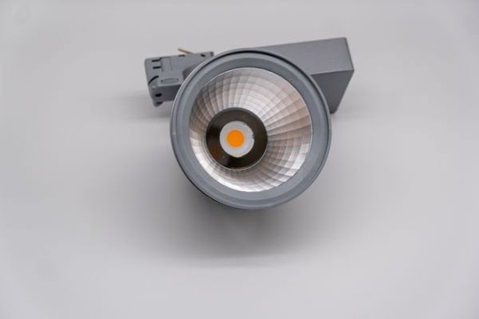 LIVAL Trigger Lean 40W 930 3800lm 60° - couleur de lumière blanc chaud